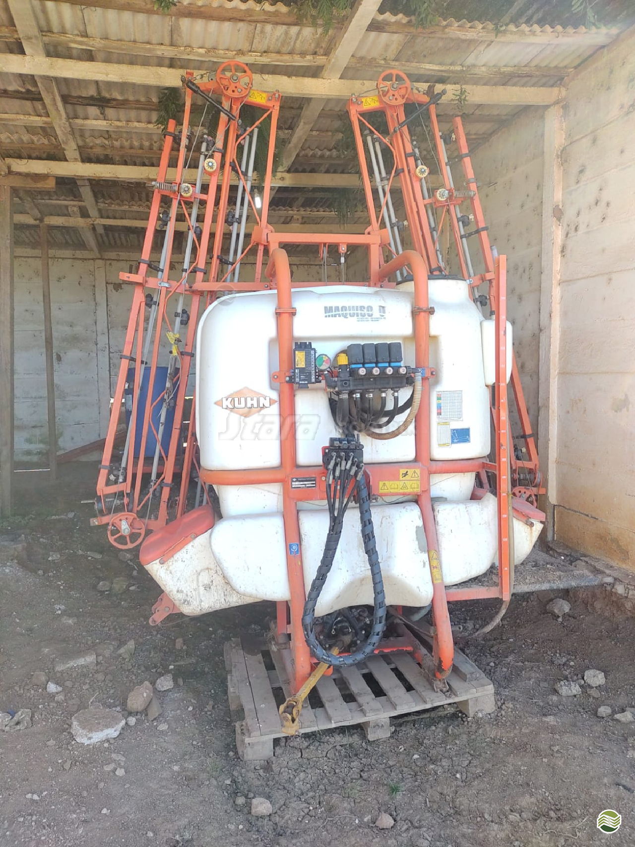 PULVERIZADOR KUHN PORTER 800 ST Acoplado Hidráulico Rolatrek Implementos Agrícolas - Stara CASTRO PARANÁ PR
